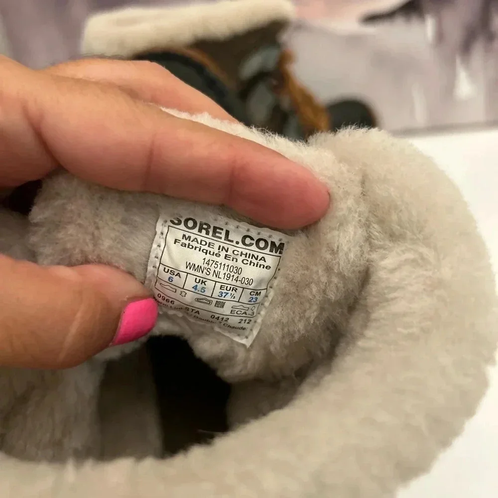 Sorel Chugalug Winter Boots sz 6